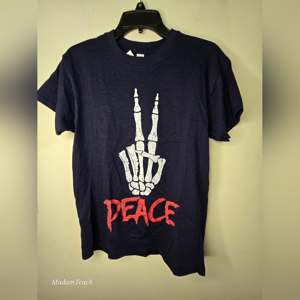 Halloween graphic Tee-shirt